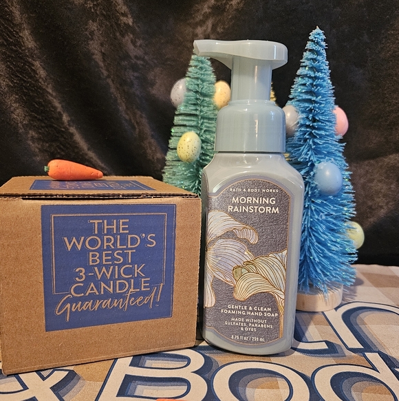 NWT Bath & Body Works Morning Rainstorm 3-Wick Candle and Soap Set - Blue - Picture 7 of 8